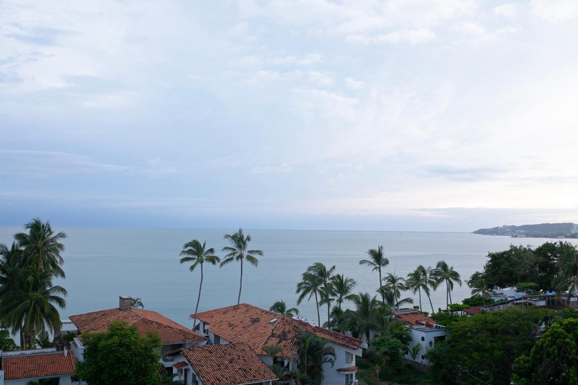 Itare Beach House Бусериас Экстерьер фото