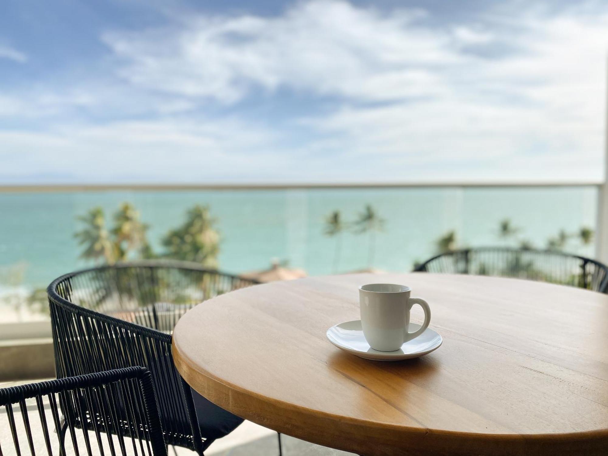 Itare Beach House Бусериас Экстерьер фото